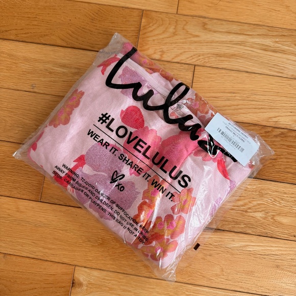 NWT LULUS So Stunning Light Pink Floral Jacquard Puff Sleeve Mini Dres | Size L - Picture 5 of 5